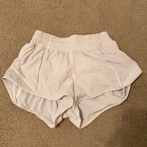 selling white lululemon leggings